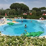 Апартаменты Villaggio Borgo Dell'ulivo Бибионе