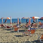 Villaggio Borgo Dell'ulivo Апартаменты Бибионе