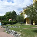 شقة Villaggio Borgo Dell'ulivo *