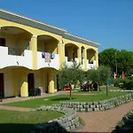 شقة Villaggio Borgo Dell'ulivo بيبيوني
