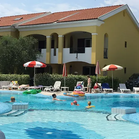 Villaggio Borgo Dell'ulivo Apartman