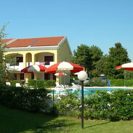 Villaggio Borgo Dell'ulivo 아파트